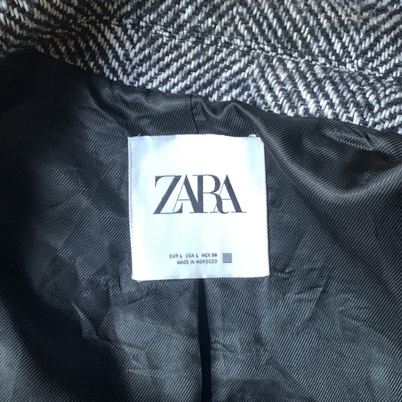 ZARA OVERSIZED COAT, BLACK/WHITE, Large - Picture 13 of 15